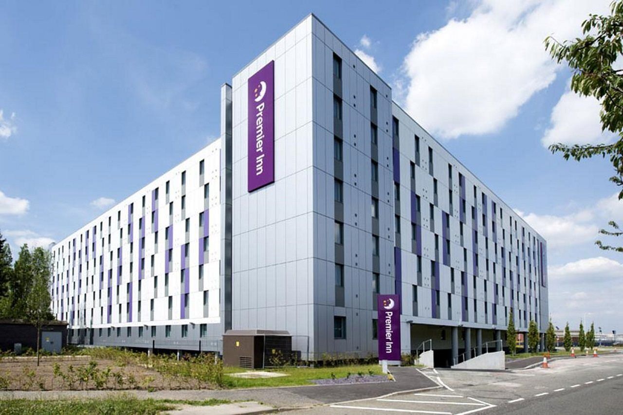 Premier Inn Heathrow Airport Terminal 4 Hillingdon Exterior photo